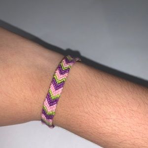 Colorful handmade friendship bracelet (Adjustable)